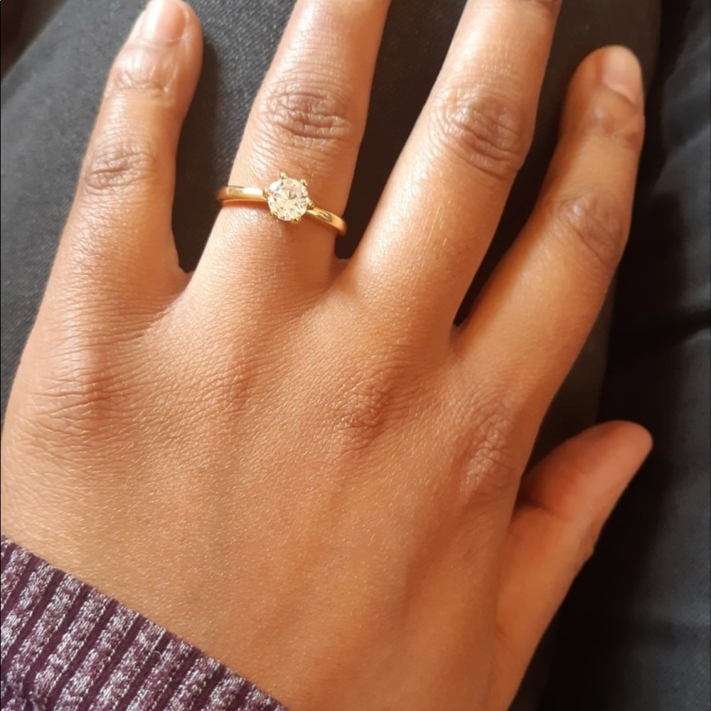 New Gold 1 Carat Classic Six Claw Engagement Ring - Picture 5 of 5